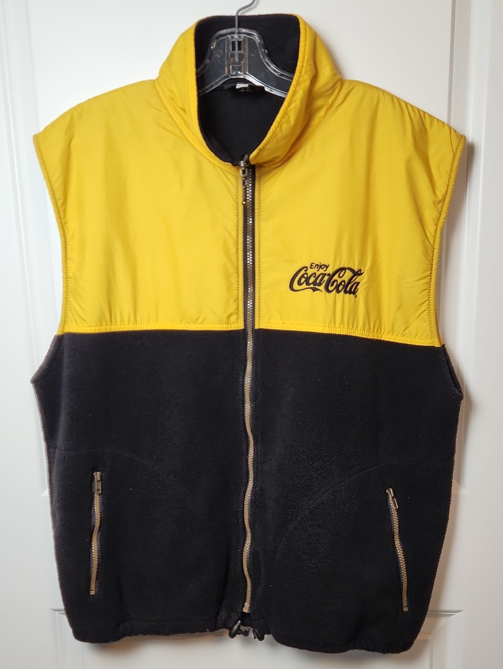 Coca Cola Yellow & Black Sleeveless Zip Vest Size XL